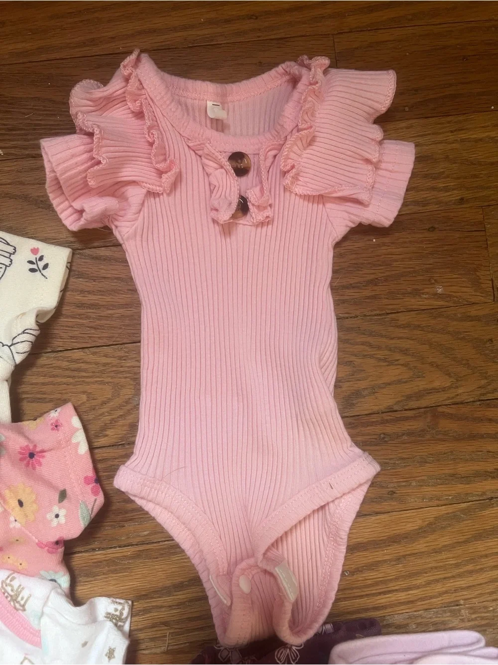 Baby Girl Assorted bundles Onesies, pants and romper Carters, Gerber, cat jack
